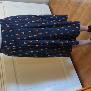 Lipstick print midi skirt size 8